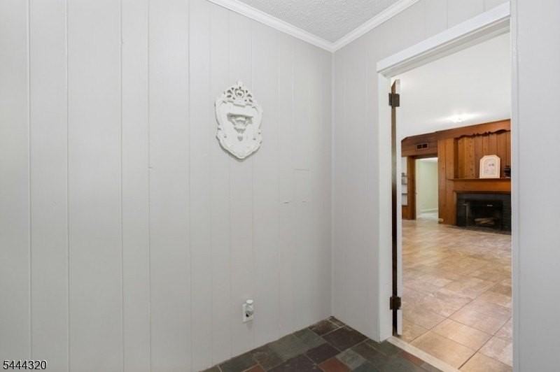 62 Gaston Rd - Photo 4 of 32