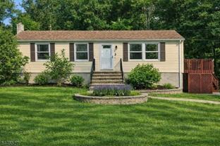 25 Essex Rd - Photo 1 of 1