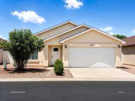 featured image of 1600 E Kelson Pl