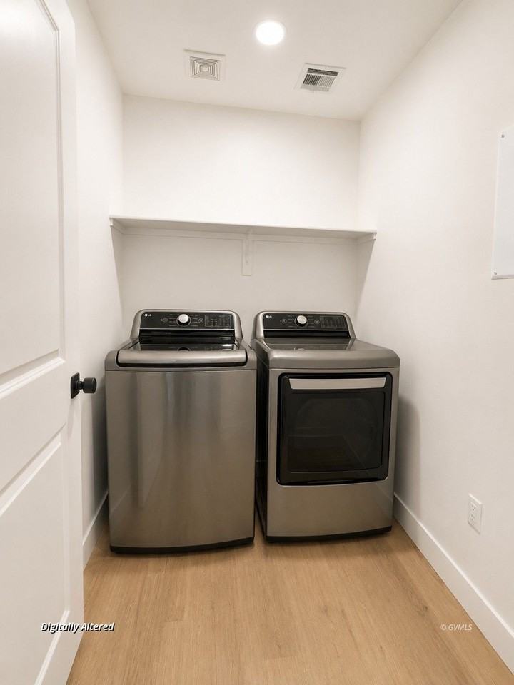 1600 E Kelson Pl - Photo 6 of 11