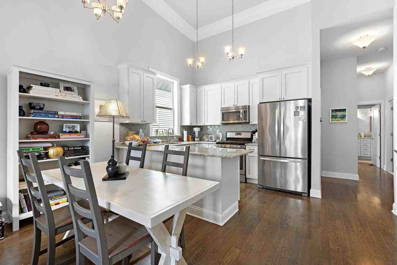 61 Reservoir Ave #3 - Photo 4 of 17