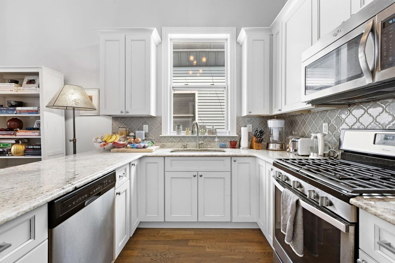 61 Reservoir Ave #3 - Photo 6 of 17
