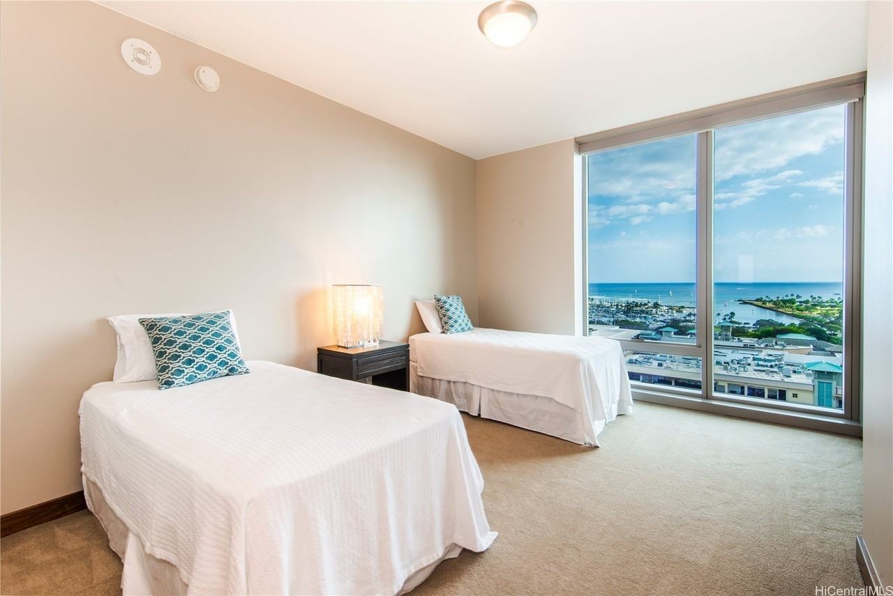 1555 Kapiolani Blvd #1507 - Photo 7 of 21