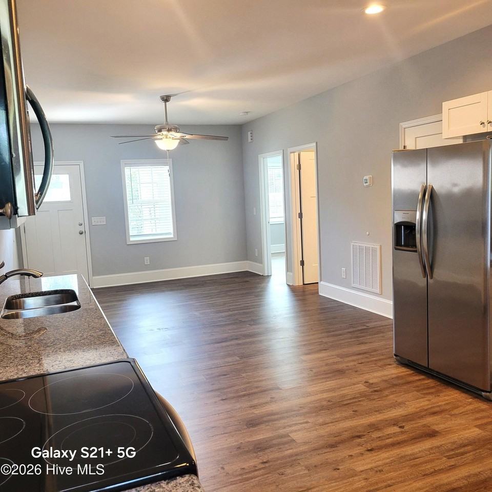 84 N Knoll Rd - Photo 6 of 28