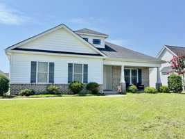 featured image of 683 Brookfield Dr