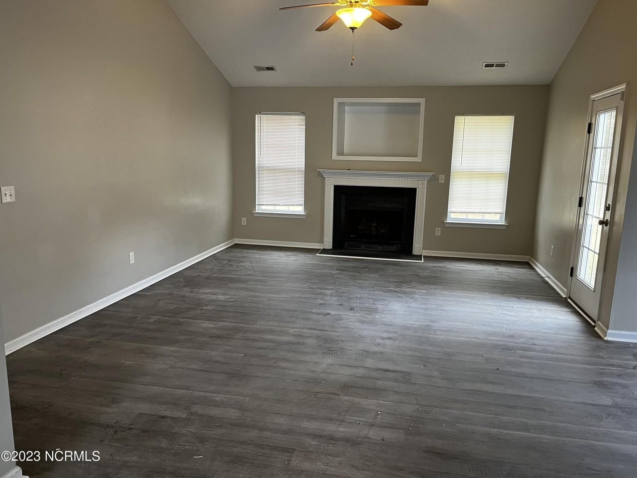4712 Corena Dr - Photo 2 of 10