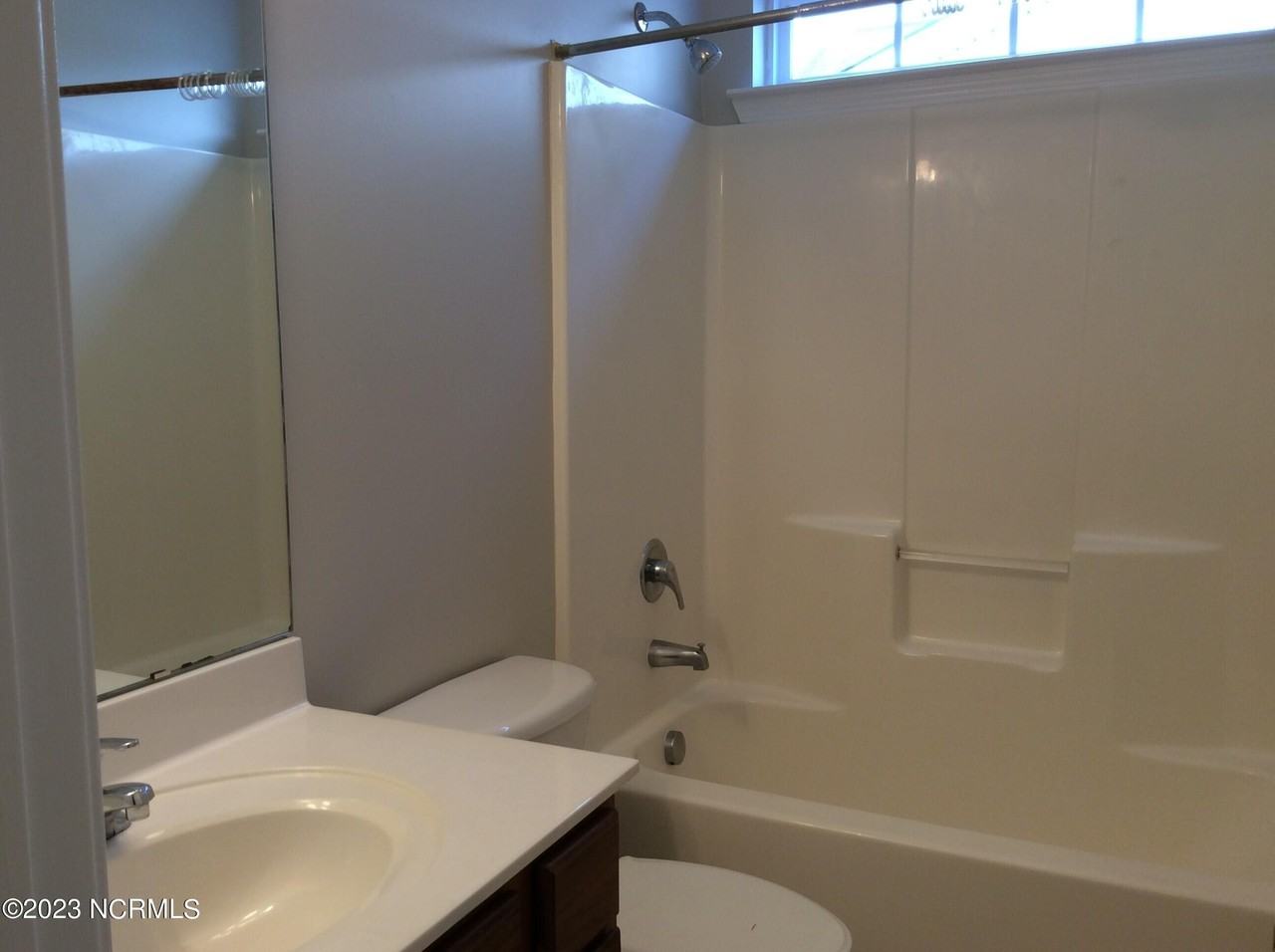 4712 Corena Dr - Photo 4 of 10