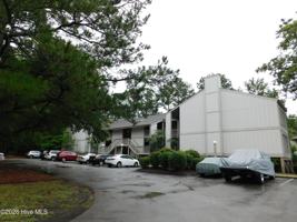featured image of 6222 Harbourside Dr