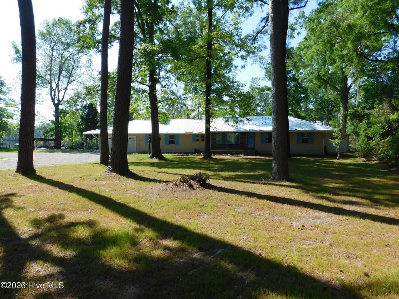 4925 Morton Rd - Photo 3 of 30