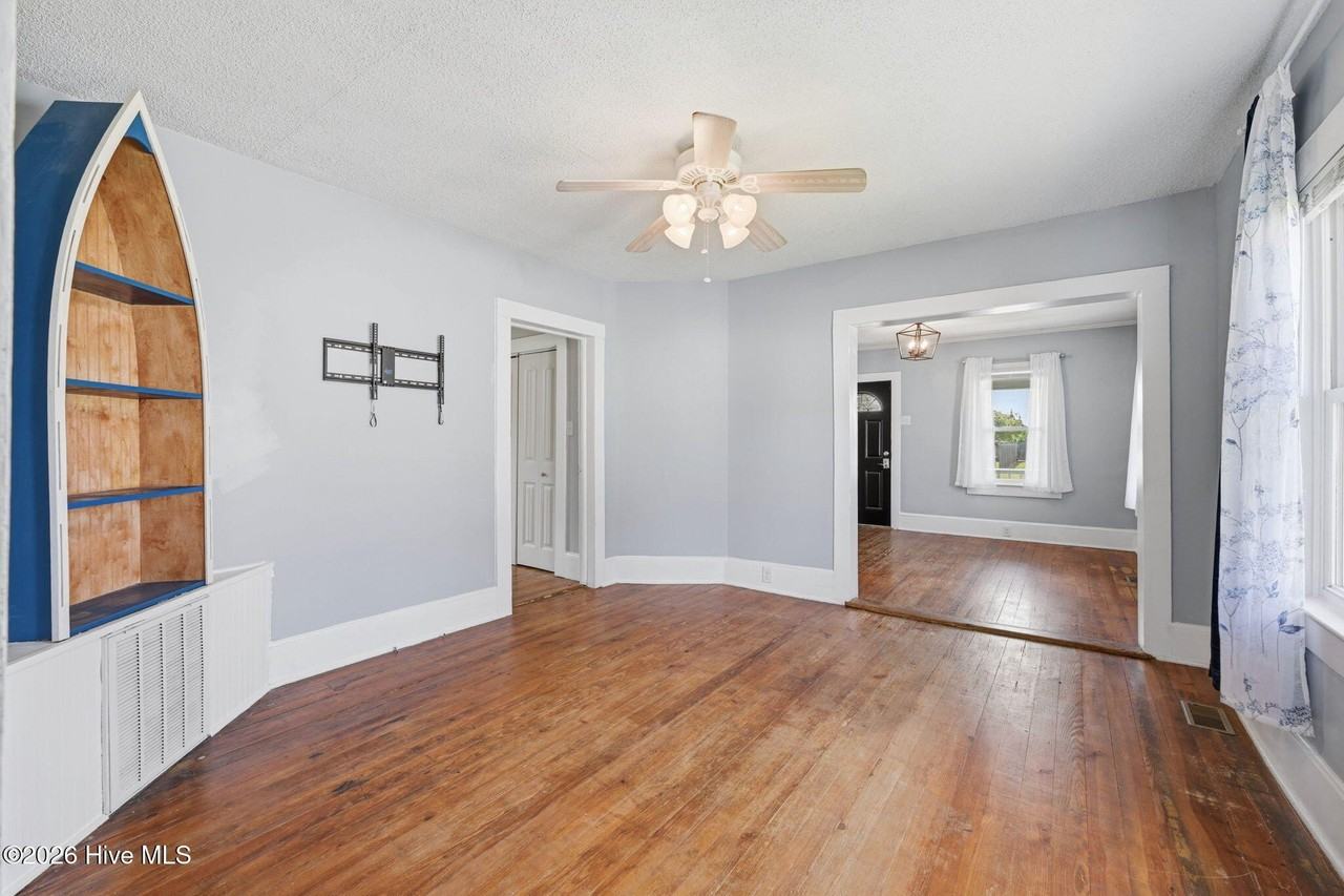 1304 Stallings Pkwy - Photo 6 of 26