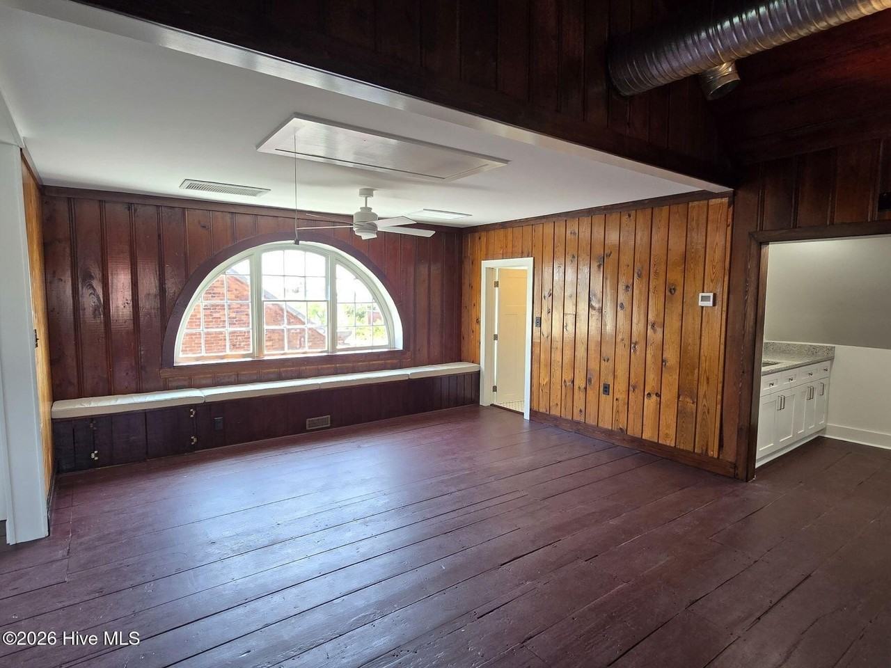 228 Craven St #4 - Photo 5 of 19