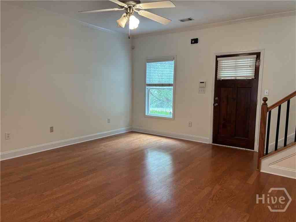 409 Whitehall Rd - Photo 3 of 18