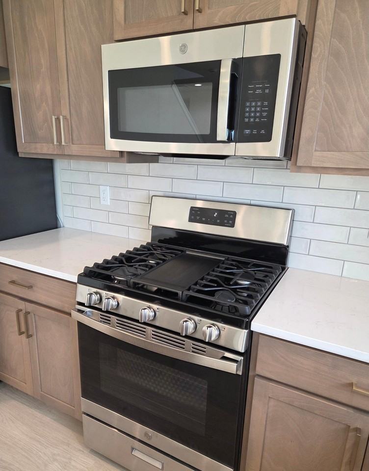 3411 W Scree St - Photo 4 of 14