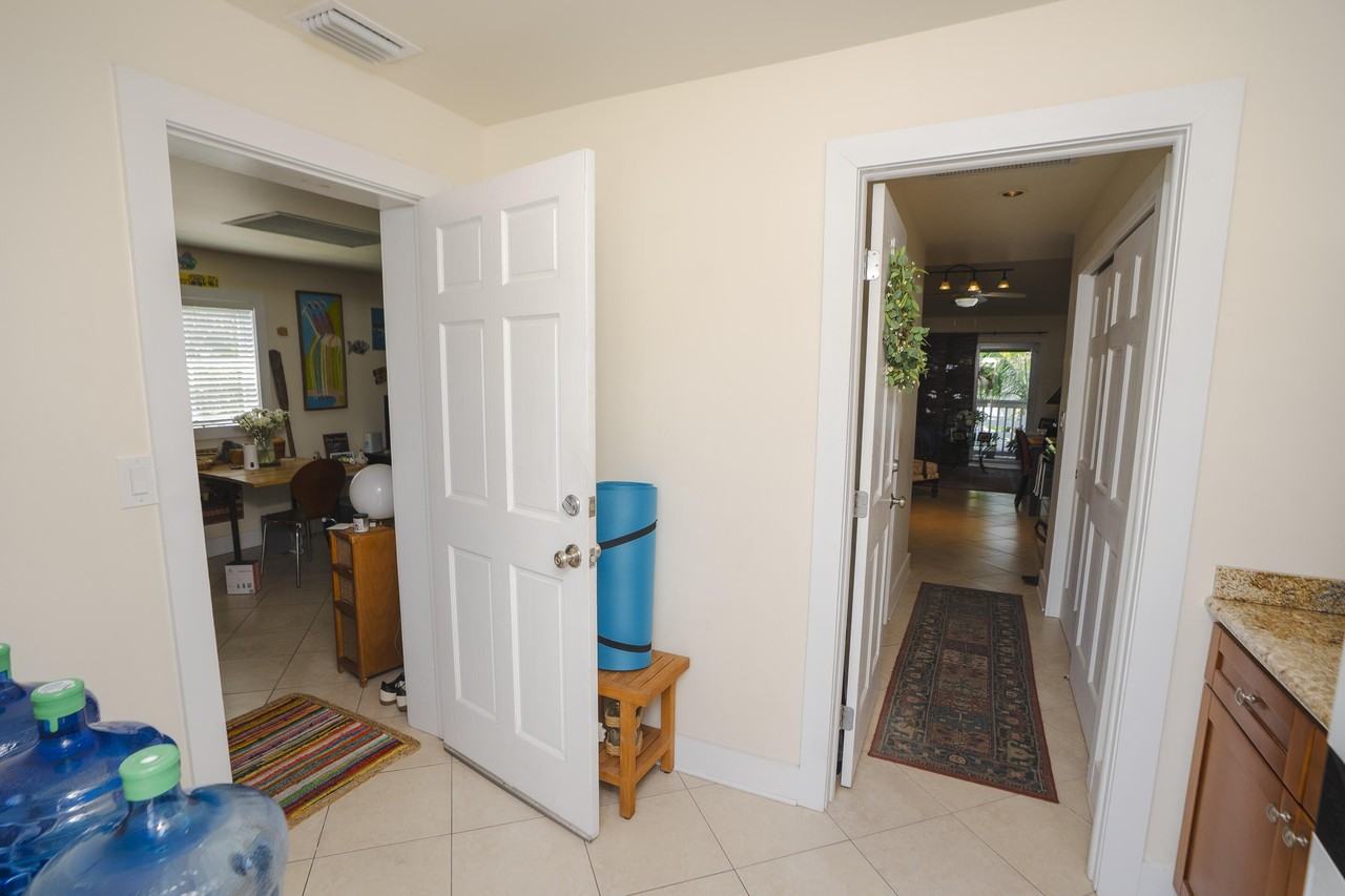 513 Truman Ave #B - Photo 6 of 11