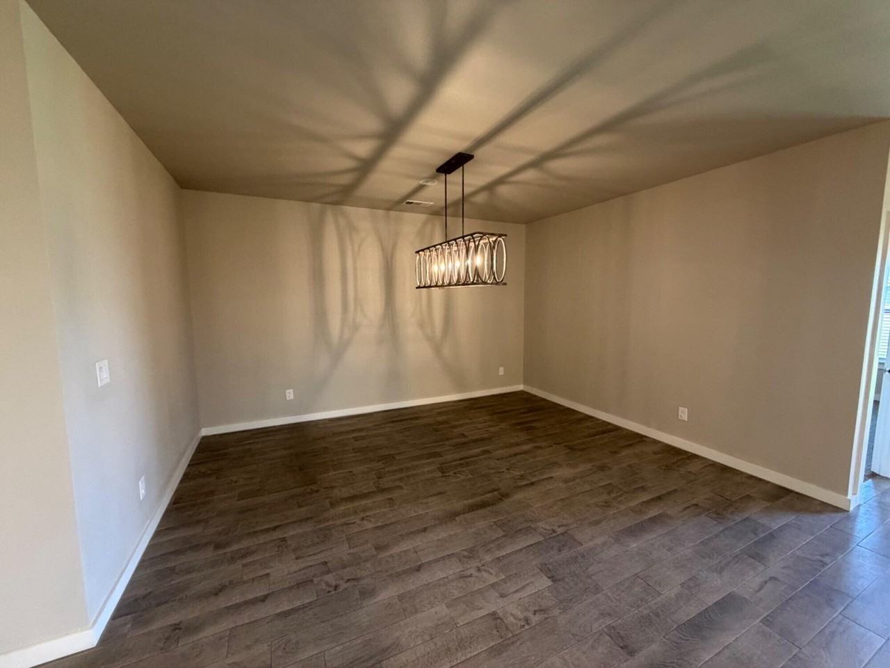 328 Ranger St - Photo 2 of 14