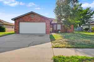 featured image of 1010 Hyden Ave