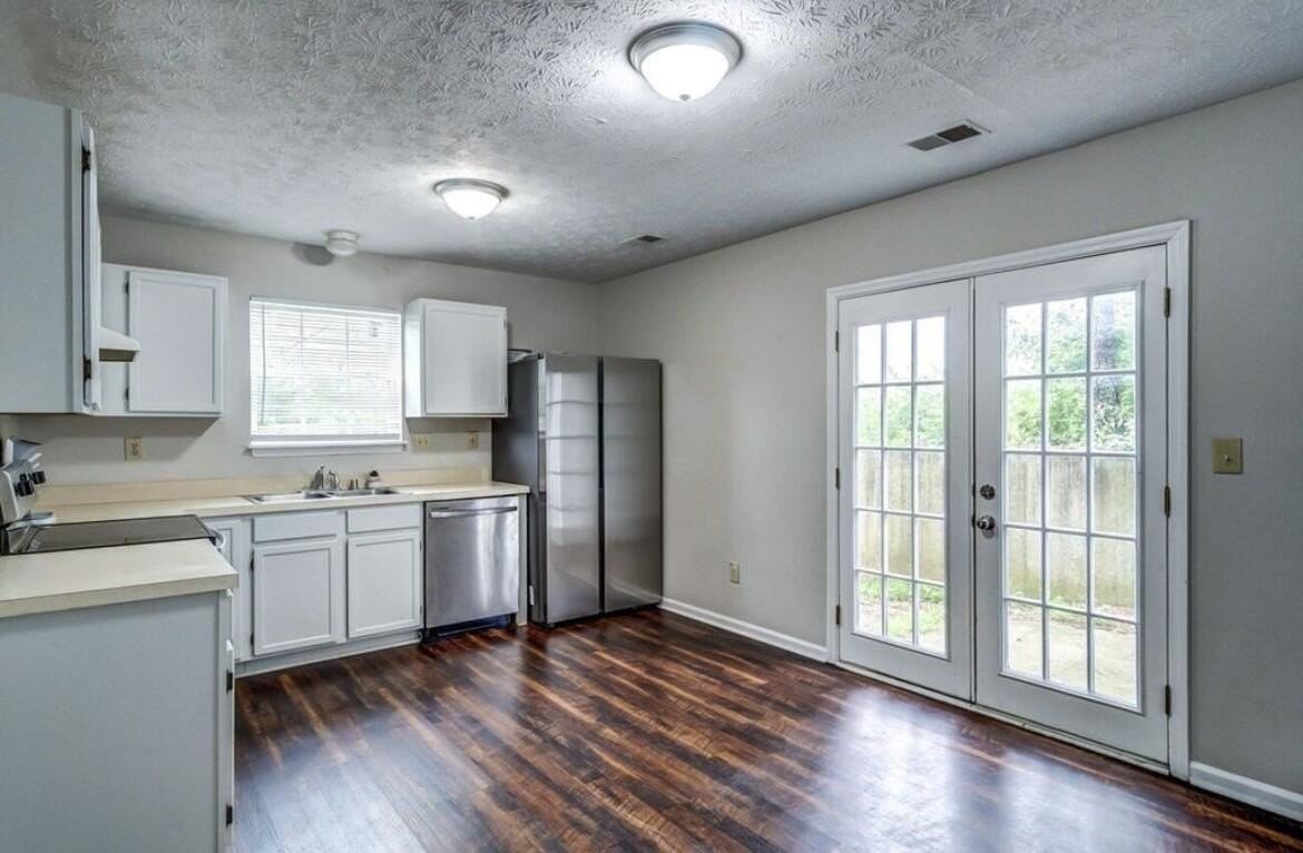 322 Santa Anita Ct - Photo 3 of 4