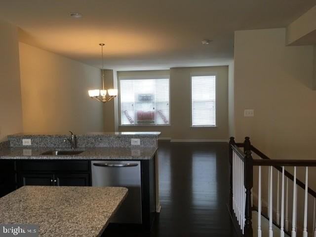 856 Nancy Lynn Ln - Photo 7 of 37