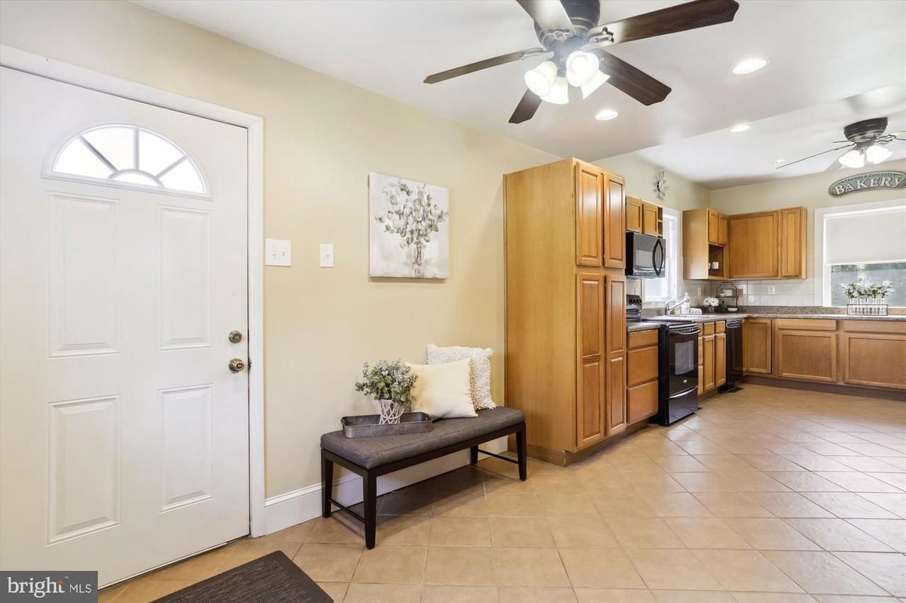 5079 Muddy Creek Rd - Photo 4 of 24
