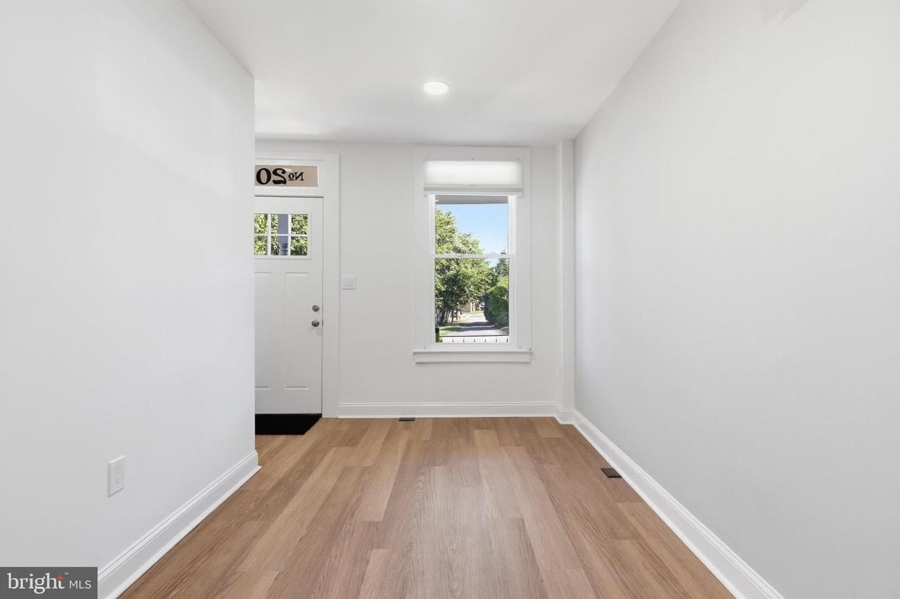 20 E 7th St - Photo 5 of 29