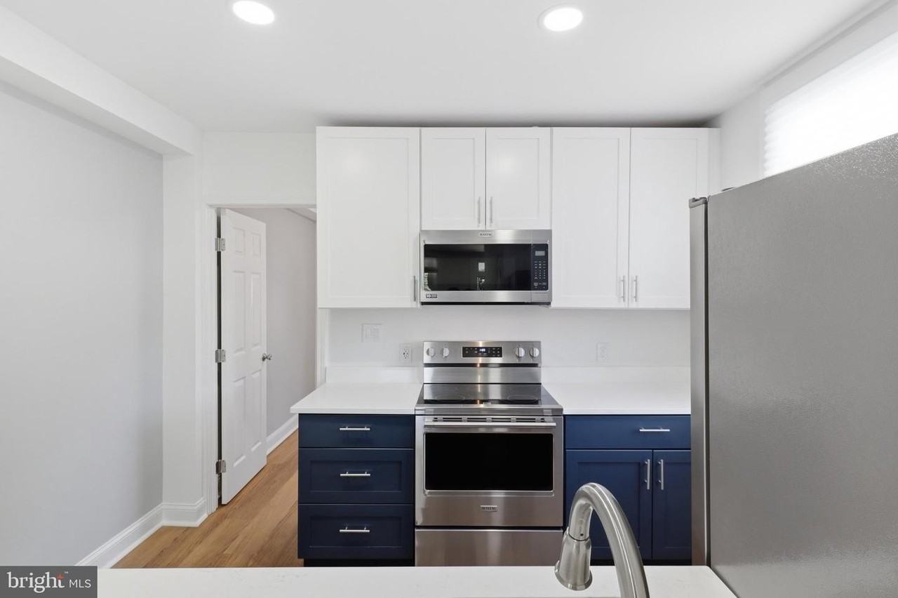 20 E 7th St - Photo 6 of 29