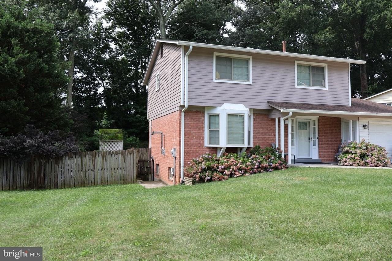 5012 Gainsborough Dr - Photo 2 of 16