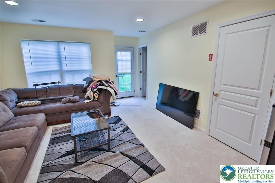 5293 Chandler Way - Photo 5 of 24