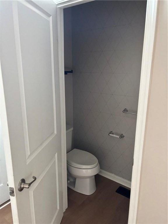 1155 Westminster Dr - Photo 5 of 16