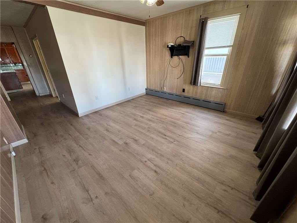 250 N 4th St #A - Photo 2 of 10