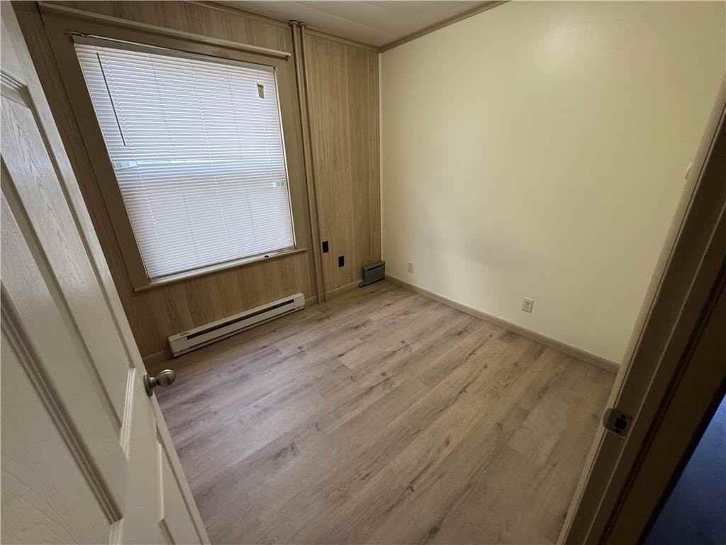250 N 4th St #A - Photo 5 of 10