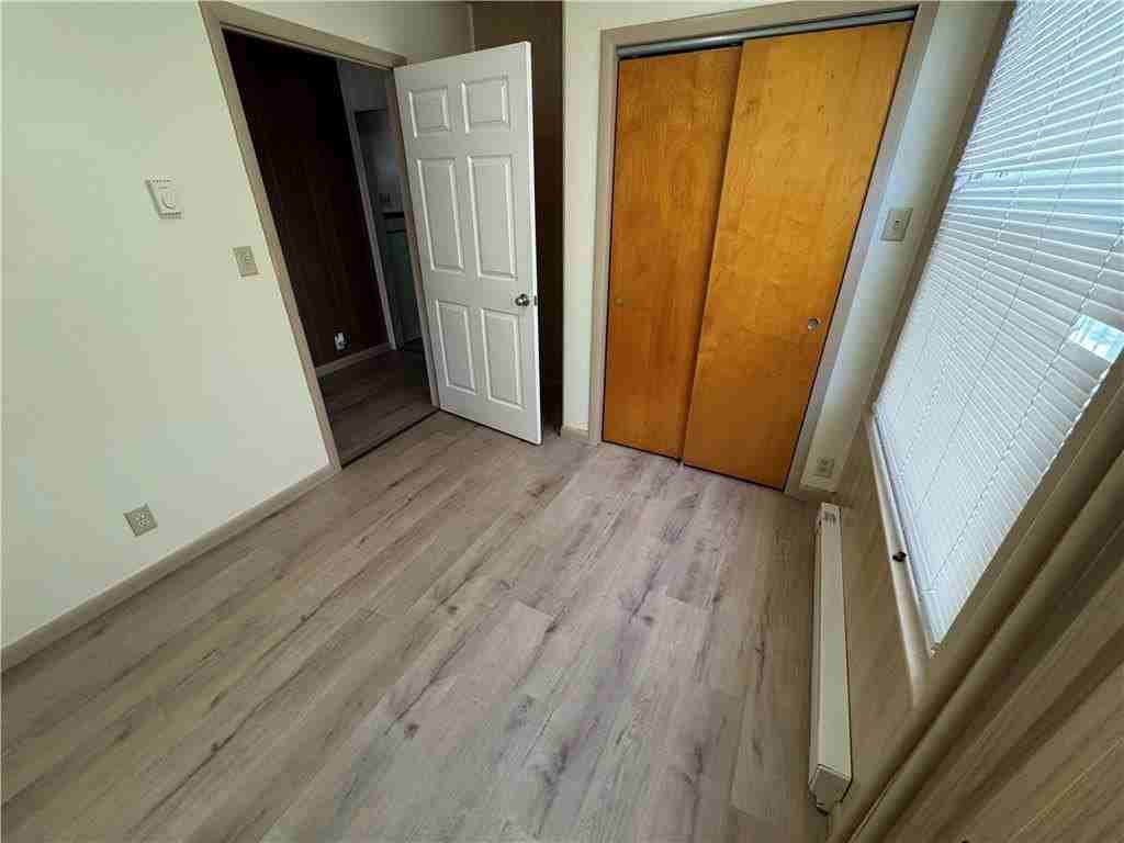 250 N 4th St #A - Photo 7 of 10