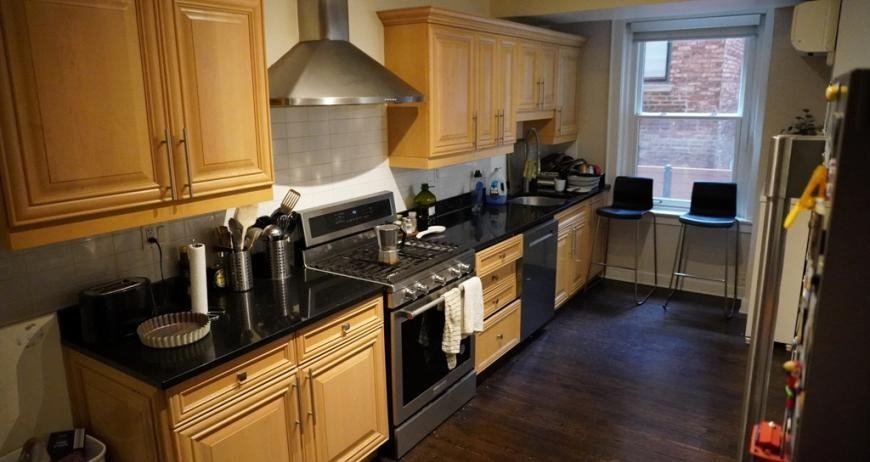 530 W Stratford Pl - Photo 3 of 10