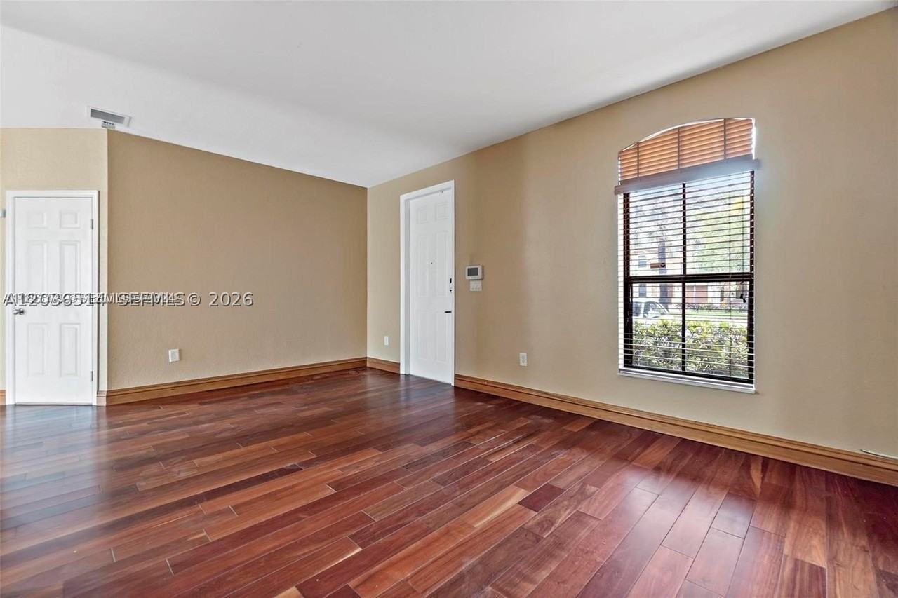 11238 Sw 238th St - Photo 6 of 41