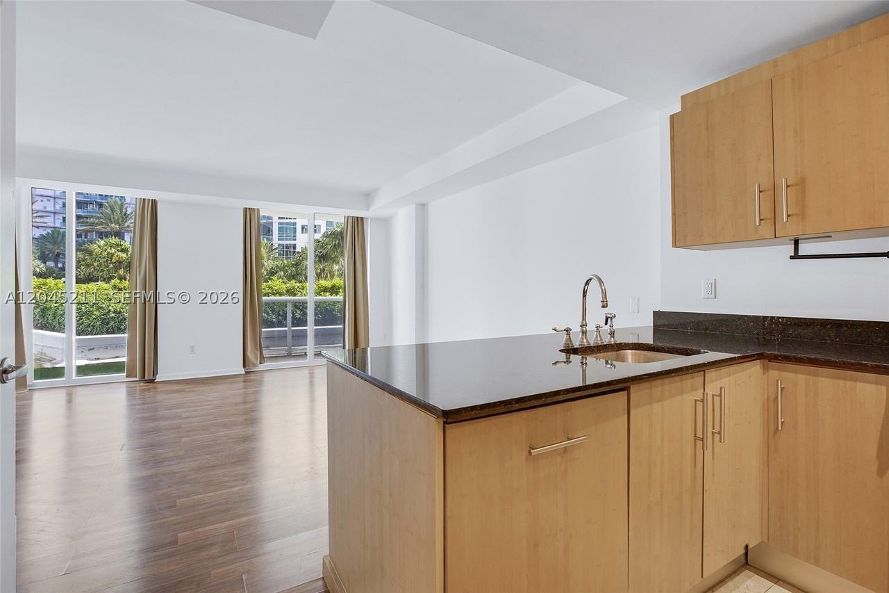 10275 Collins Ave #201 - Photo 4 of 24