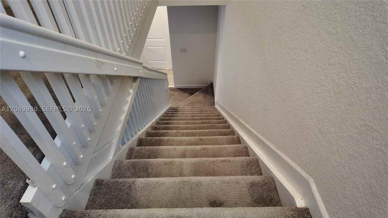 1886 Se 26th Rd #1886 - Photo 5 of 21