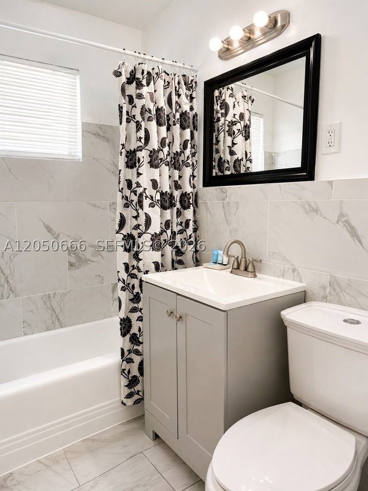46 Nw 62nd St #4 - Photo 6 of 13