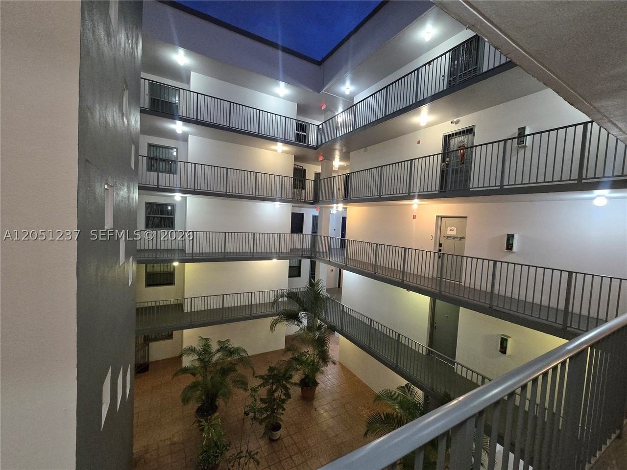 546 Sw 1st St #607 - Photo 4 of 10