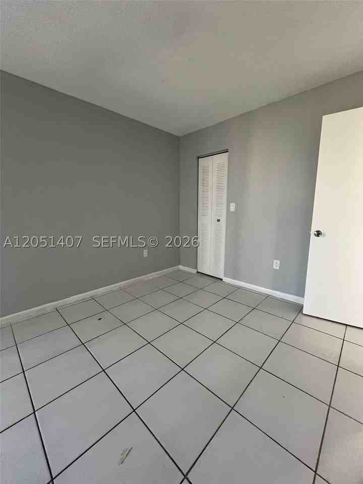 7035 Nw 186th St #D509 - Photo 3 of 10