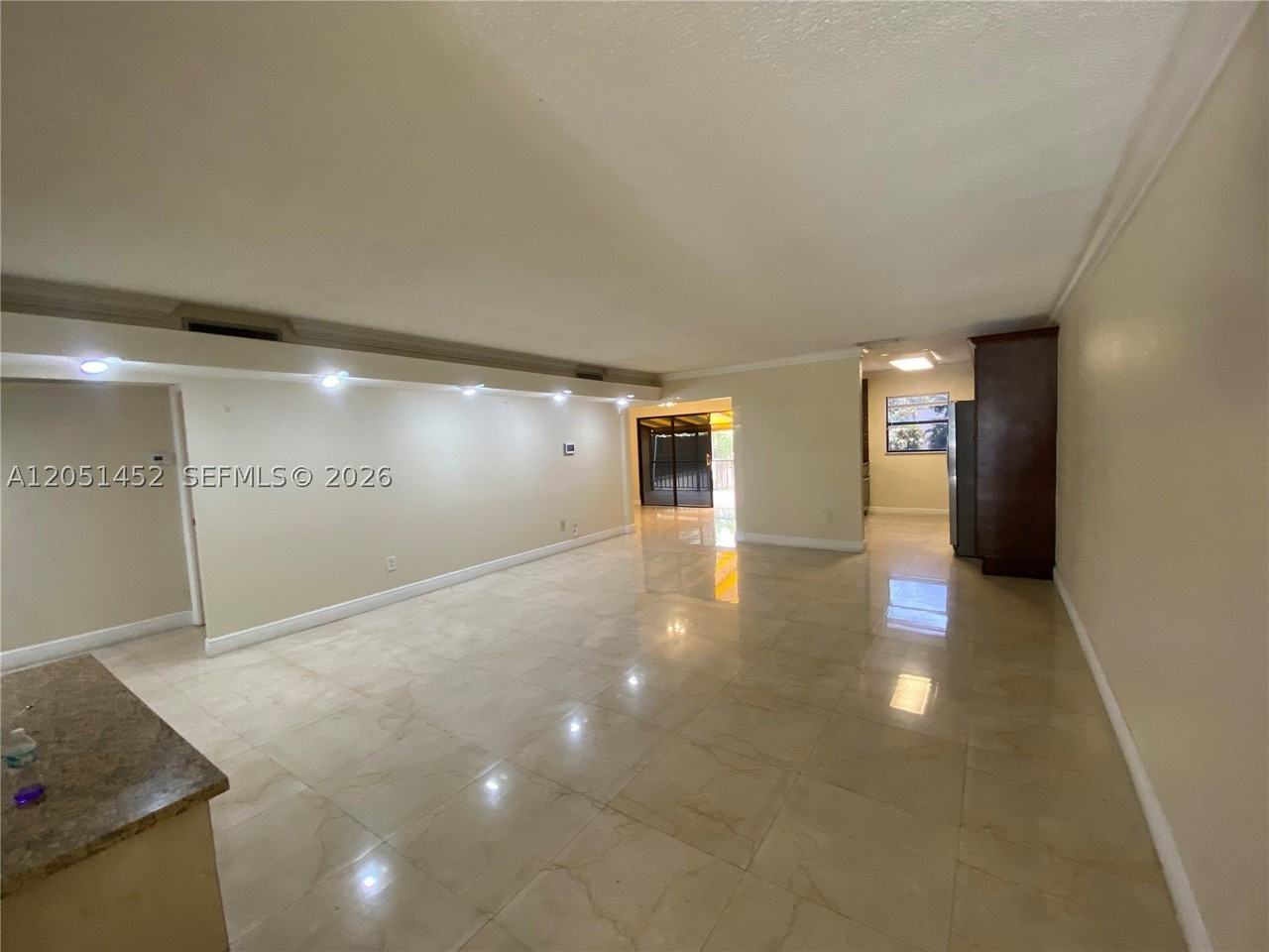 16100 Kilmarnock Dr - Photo 5 of 48