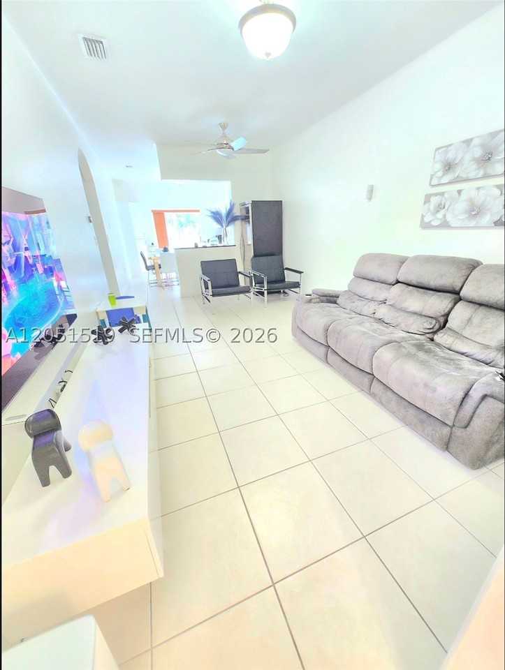 6900 Nw 179th St #106-1 - Photo 4 of 15