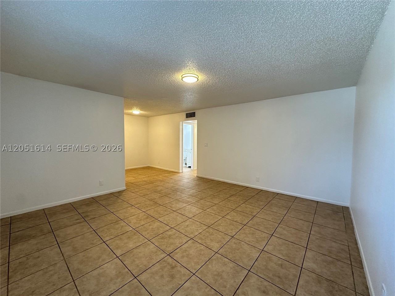 1400 Ne 56th St #306 - Photo 2 of 35