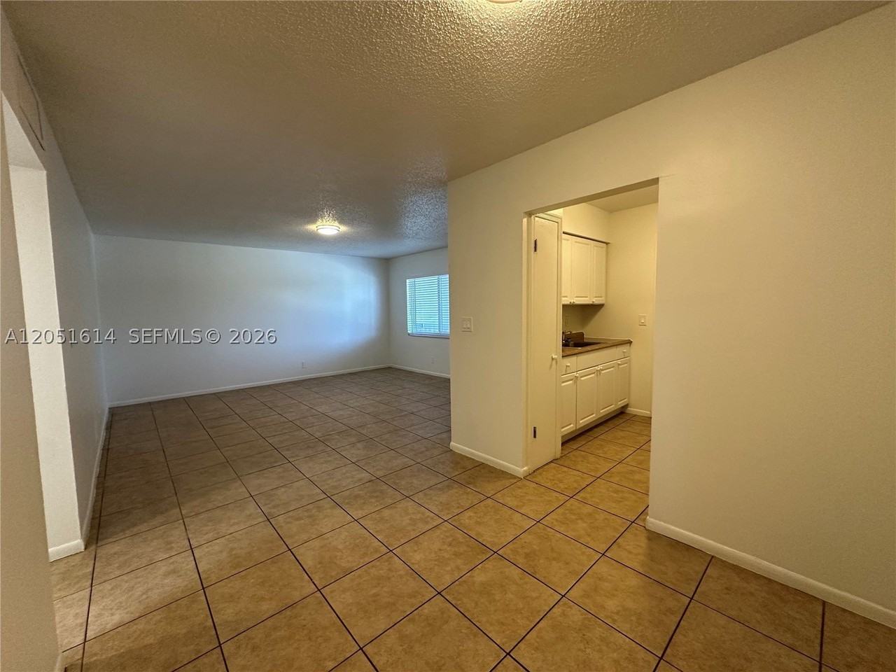 1400 Ne 56th St #306 - Photo 3 of 35
