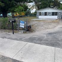 308 Nw 9th St - Photo 1 of 1