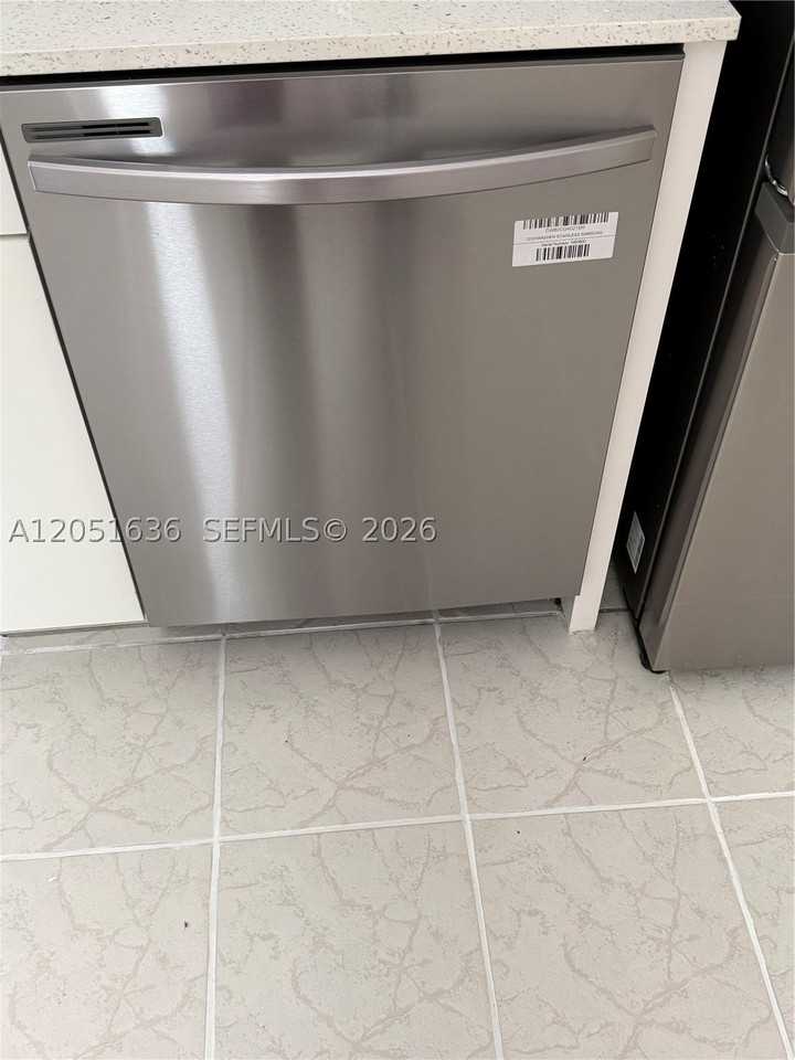 4007 N Cypress Dr #203 - Photo 4 of 26