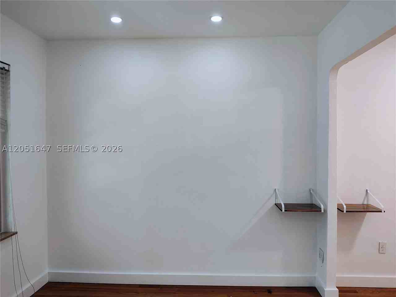 717 Jefferson Ave #6 - Photo 5 of 29