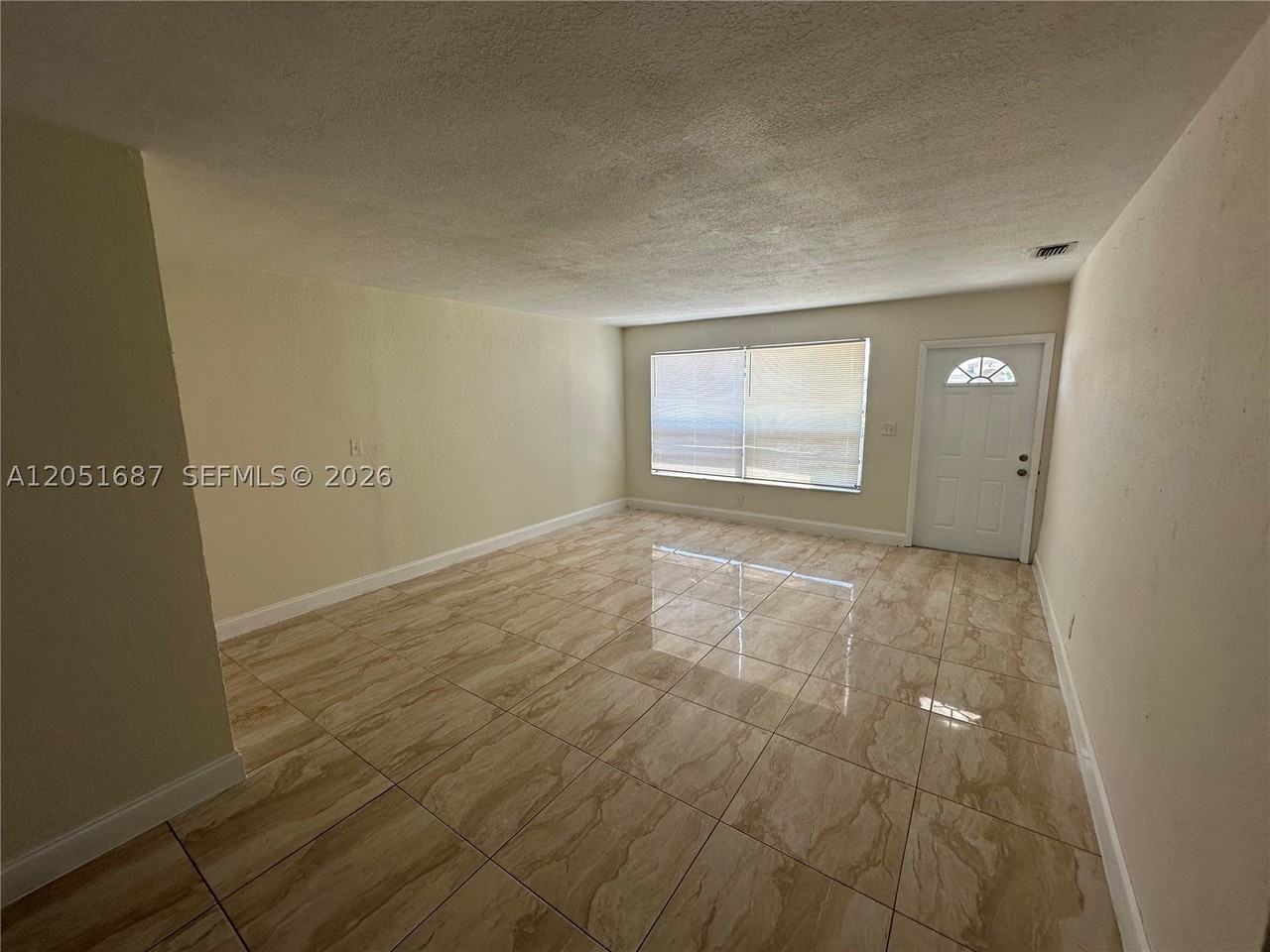 651 Sw 30th Ave #651 - Photo 2 of 11