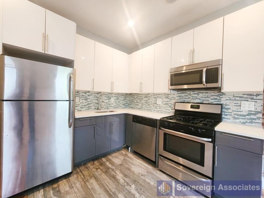 4230 Broadway - Photo 2 of 8
