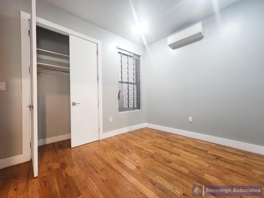 4230 Broadway - Photo 7 of 8