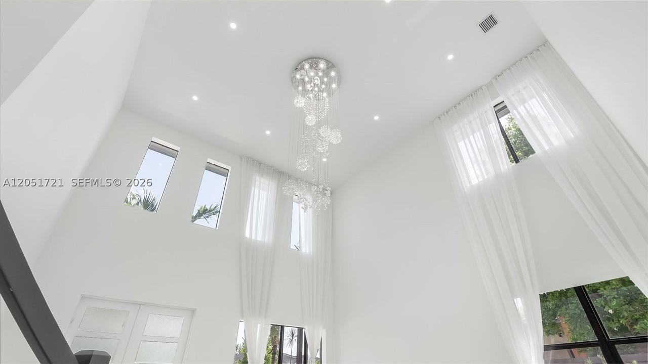8900 Nw 161st Ter - Photo 6 of 50