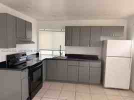 featured image of 848 Sw 5th St #203
